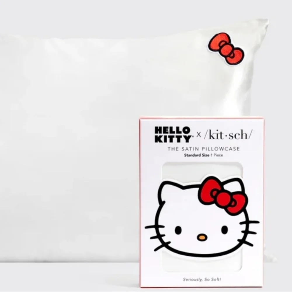 Kitsch x Hello Kitty Satin Pillowcase in Ivory Kitty Bow